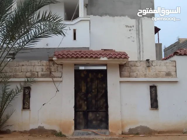 200 m2 More than 6 bedrooms Townhouse for Sale in Tripoli Other