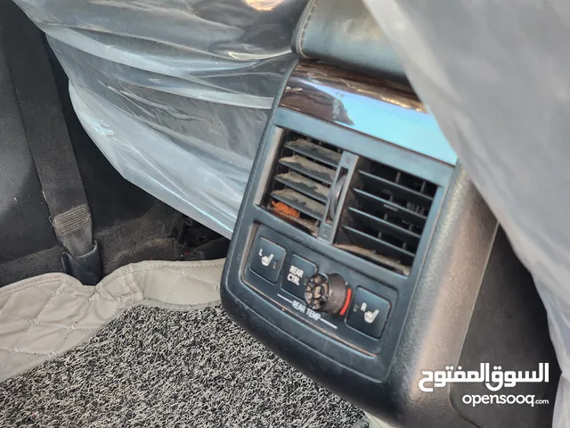 Used Toyota Avalon in Amman