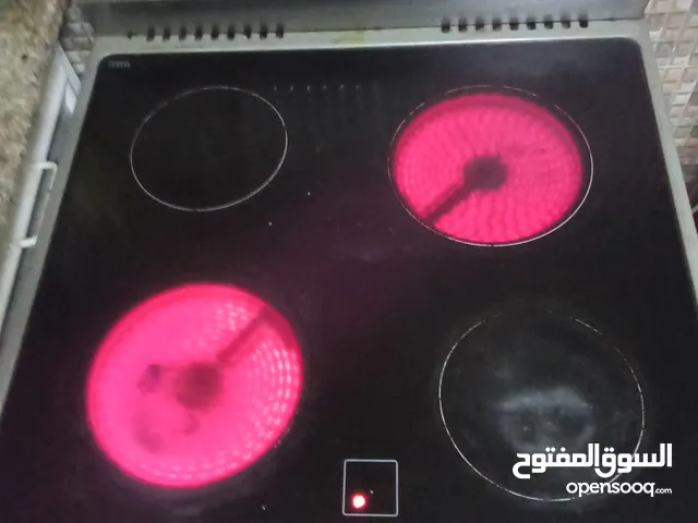 فرن كهربائي،شغال العيون حقته شغاله،بس الفرن خربان