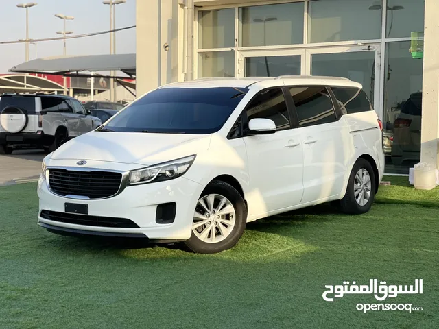 للبيع تويوتا كرنفال خليجي موديل 2016