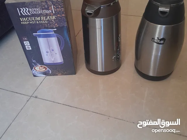 تيرمس قهوة وشاي حراري للبيع شبه جديد.عدد2ب20دينار