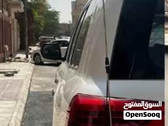 اريل ستيشن / لاند كندكلوزر