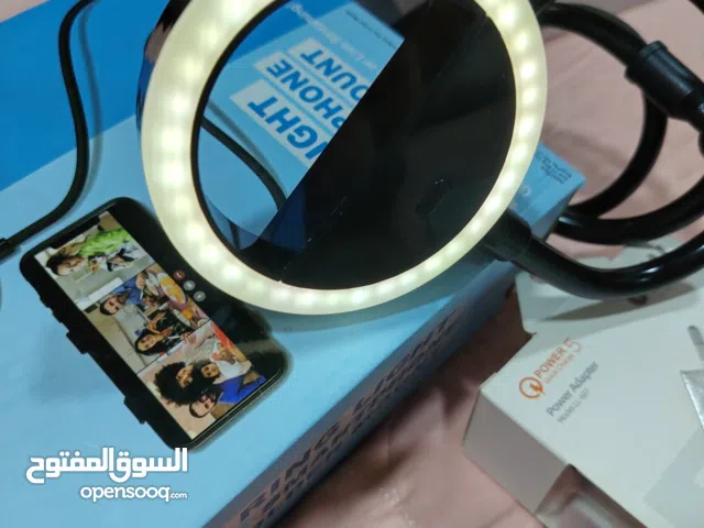 رنك لايت+سماعة رأس +شاحن