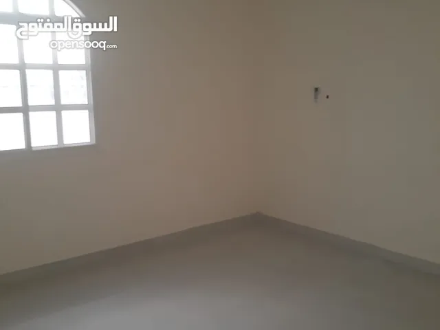 120 m2 3 Bedrooms Apartments for Rent in Al Wakrah Other