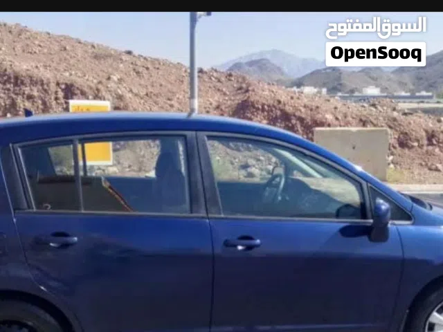 سيارة نيسان فيرسا