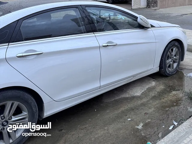 Used Hyundai Sonata in Tripoli