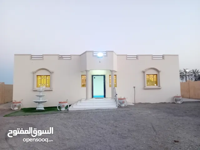 125 m2 2 Bedrooms Townhouse for Rent in Al Batinah Saham