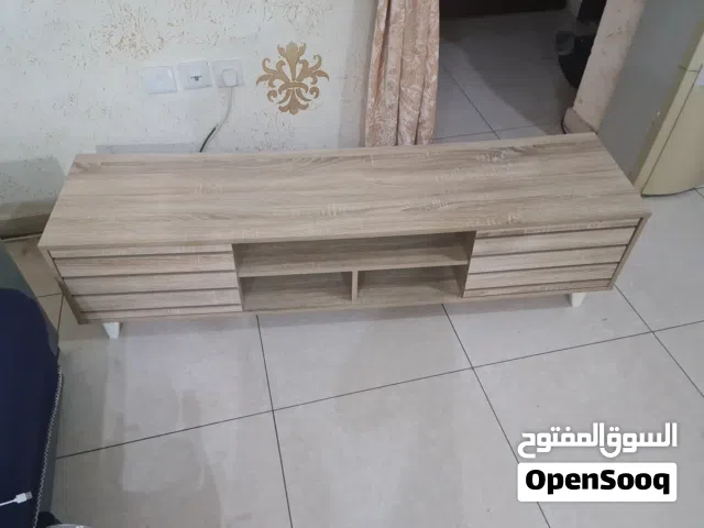 طاولات لي الصالة