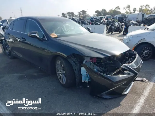Lexus ES 2021 in Muscat