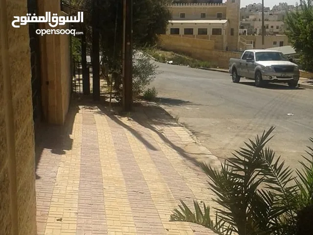 671 m2 More than 6 bedrooms Villa for Sale in Amman Jubaiha