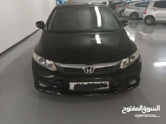 هوندا سيفك 2012   محرك 1600cc بنزين  ترخيص جديد