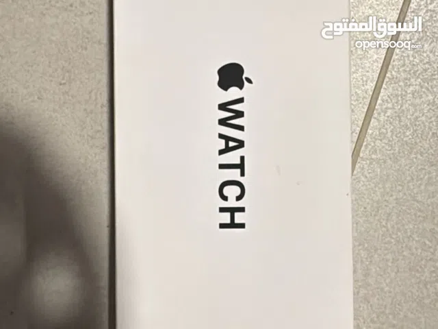 BRAND NEW UNOPENED 2025 Apple Watch SE 3 with band and USB-C charge cable
