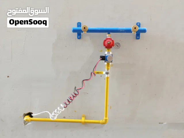 We do kitchen gas pipe fitting and gas stove maintenance, services.نقدم خدمات تركيب أنابيب الغاز للم