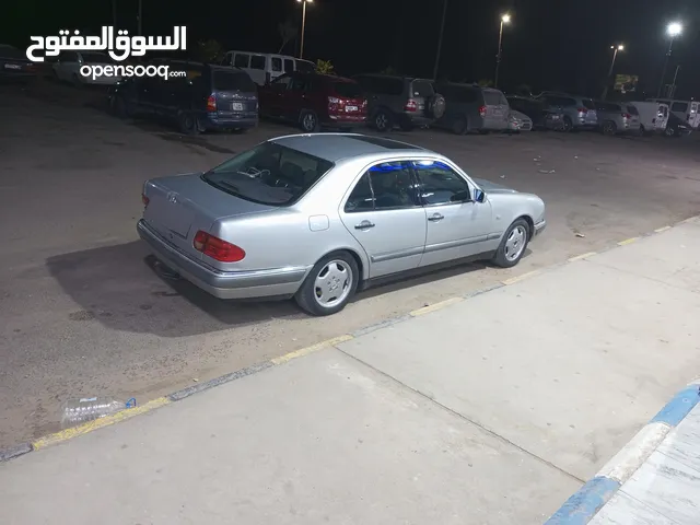 مرسيدس بنز 1998 للبيع