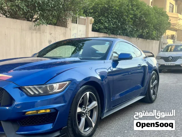 2017 Ford Mustang Standard V6