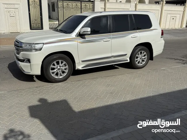 لاندكروزر V8 2016 GXR