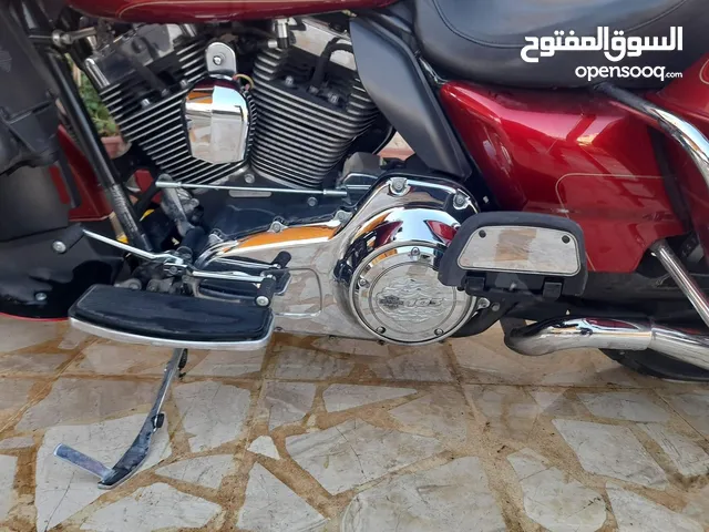 هارلي الترا جلايد 2012 مميزه جداً فحص كامل صيانه دورية بالشركة فقط