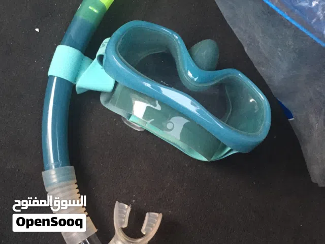 Snorkling staff