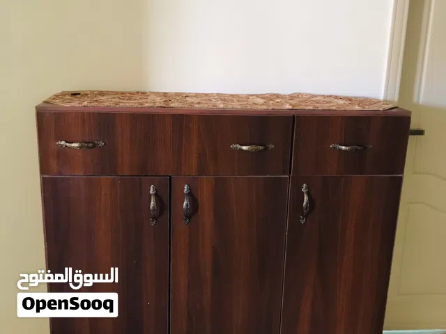 خزانة احذية كبيرة