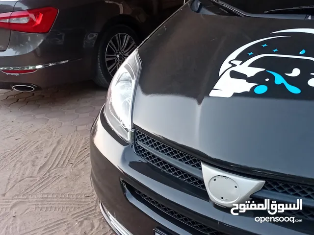 تنظيف السياره من الداخل والخارج
