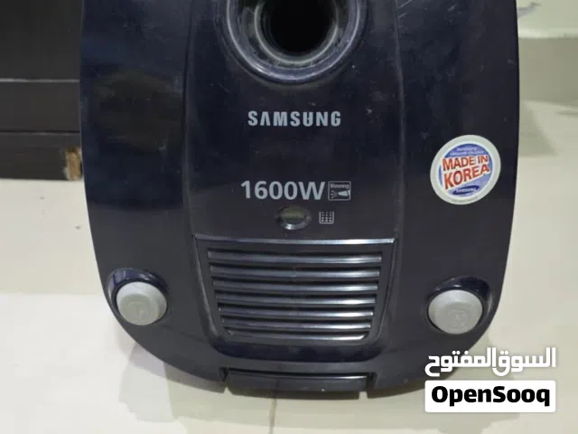 Samsung 1600W Vacuum cleaner for sell @ 15BD