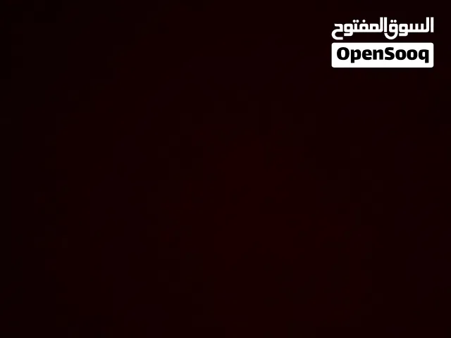 ابي قطتين ايناث للتبني عمرهم شهرين تقريبا