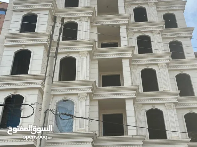 ...حجر البنا
