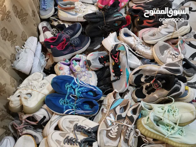 35 Sport Shoes in Amman