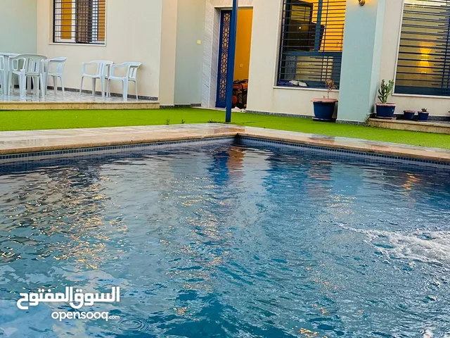 3 Bedrooms Chalet for Rent in Qasr Al-Akhiar Other