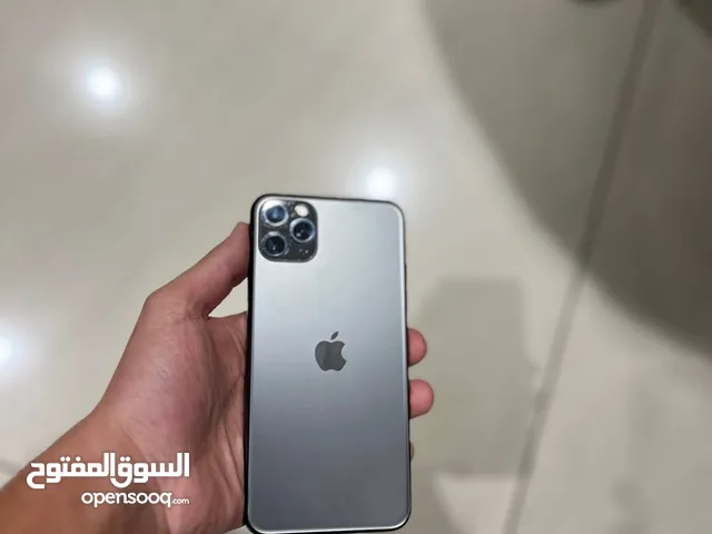 Apple iPhone 11 Pro Max 64 GB in Amman