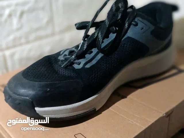 حذاء رياضي (طبي) كرة سلة