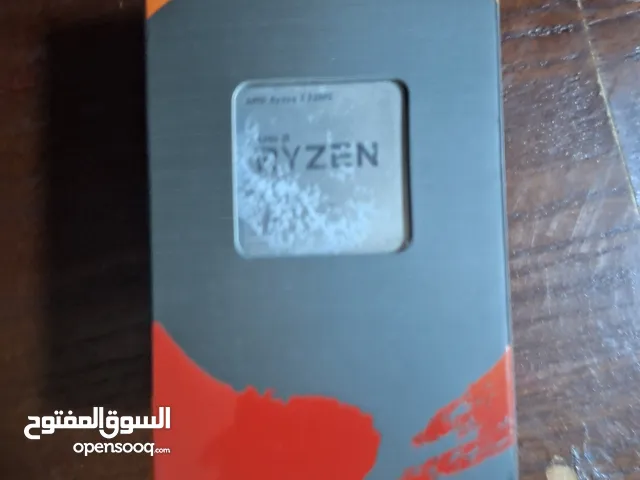 للبيع ryzen 3 3200g معالج العاب مع كرت شاشة داخلي جيد مع مبرده الأساسي raith Stealth