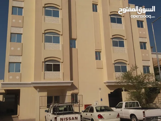 80 m2 2 Bedrooms Apartments for Rent in Al Wakrah Other