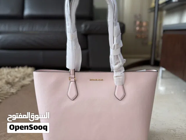 مايكل كورس من كندا غير مستعملة