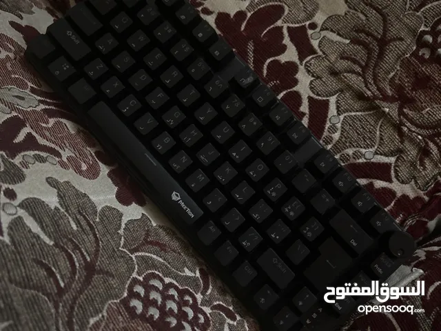 سماعه وكيبورد
