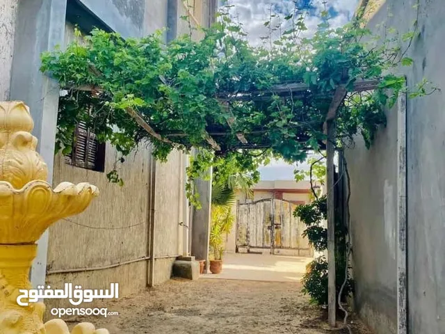 4 m2 5 Bedrooms Villa for Rent in Tripoli Ain Zara