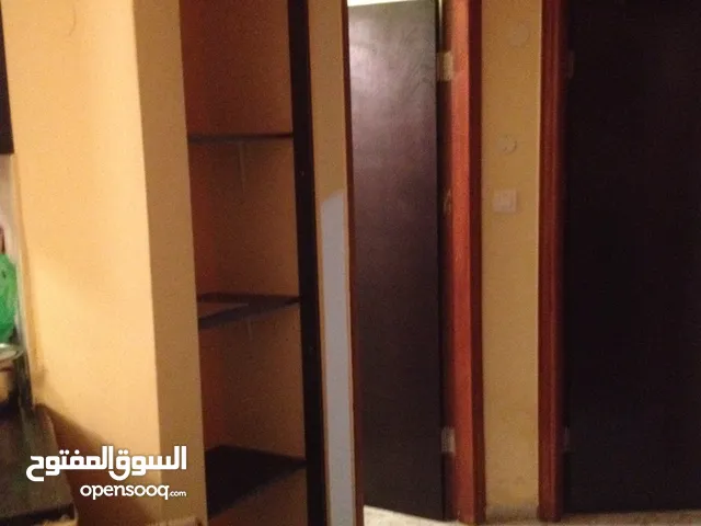 120 m2 3 Bedrooms Apartments for Sale in Ramallah and Al-Bireh Um AlSharayit