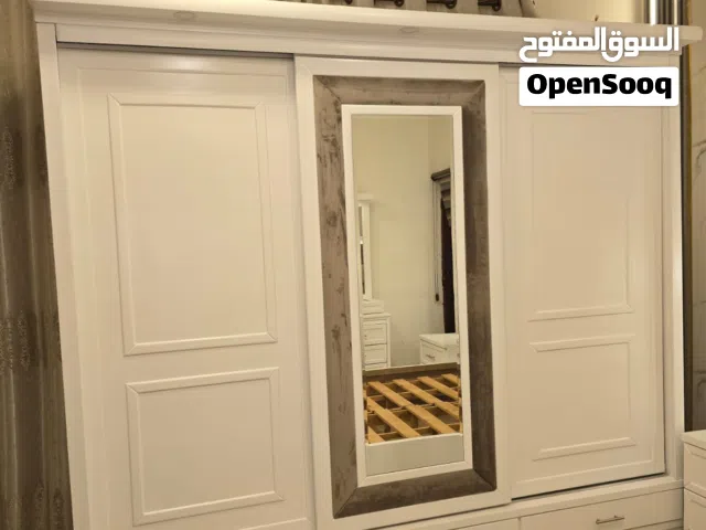 عفش بيت كامل بحال الوكالة يصلح لعرسان ملاحظة للبيع كامل   غرفه نوم ماستر  تفصيل خزانه سحاب بإضافة إن