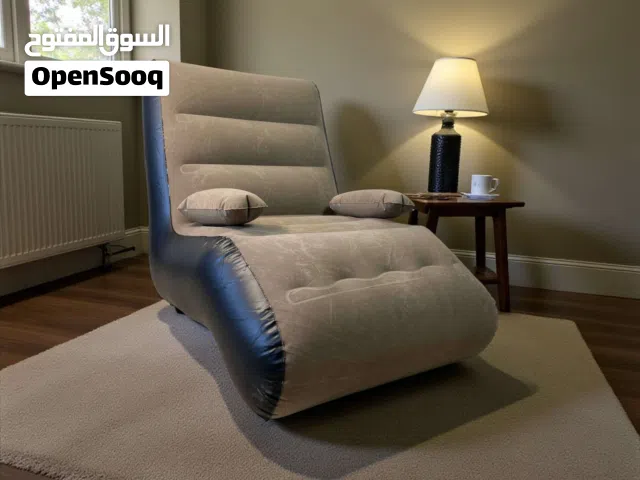 مقعد هوائي للراحة مع اكسسواراته