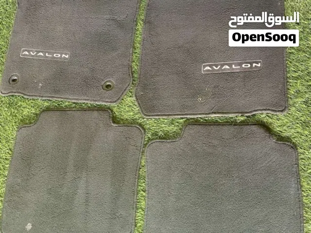 يوجد أغراض كرولا وكامري وكويلات التيما من 16 إلى 18ولكزس400وأفالون شوف الوصف