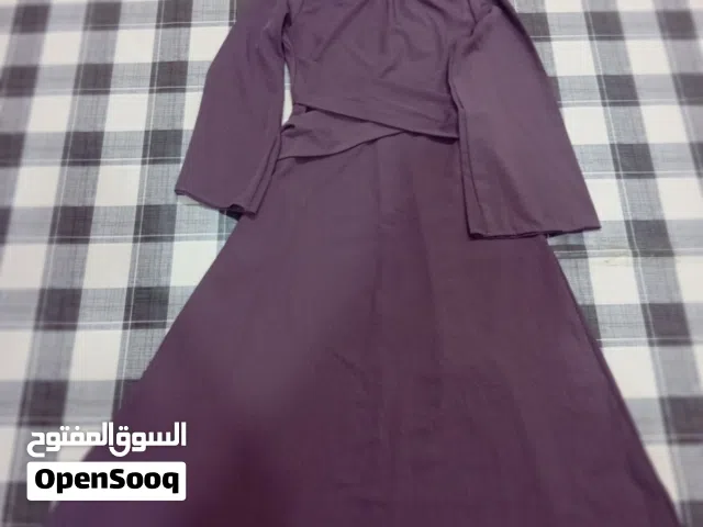 فستان نسائي بنفسجي