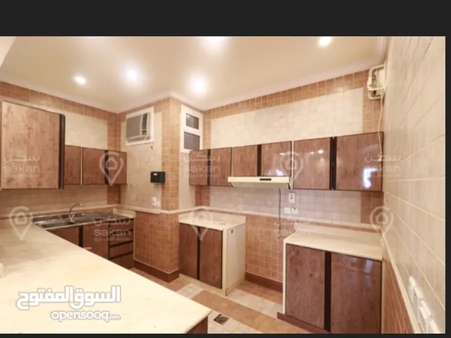 220 m2 3 Bedrooms Apartments for Rent in Al Riyadh Al Izdihar