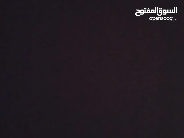 بيع حلاوئ لازالت الشعر