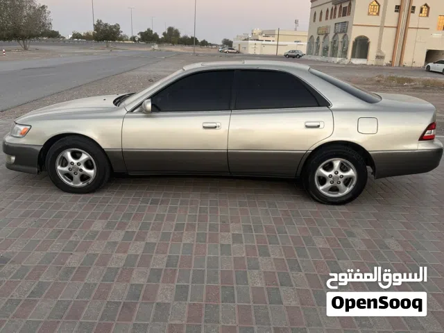 لكزس كبش للبيع او البدل es300