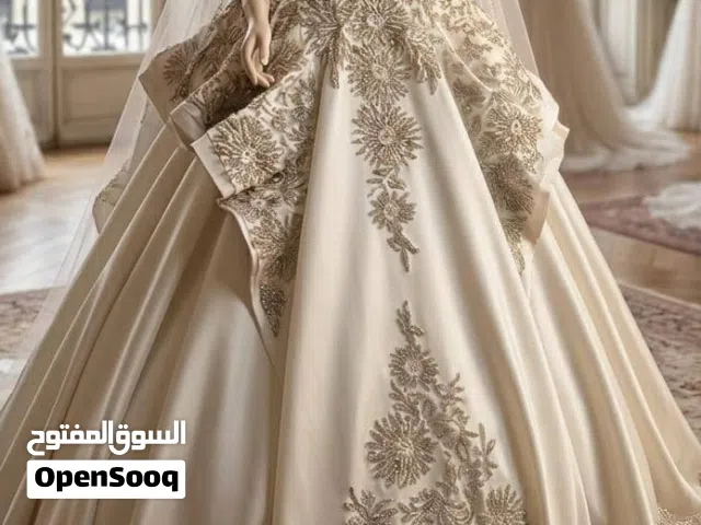 فستان زفاف ملكي