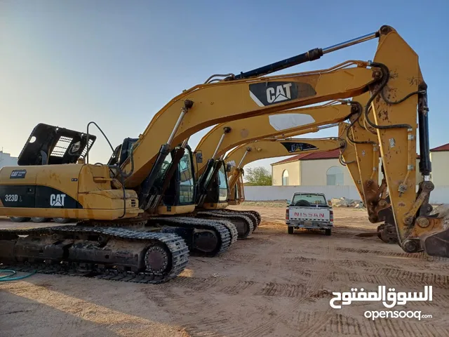 معدات ثقيلة للإيجار