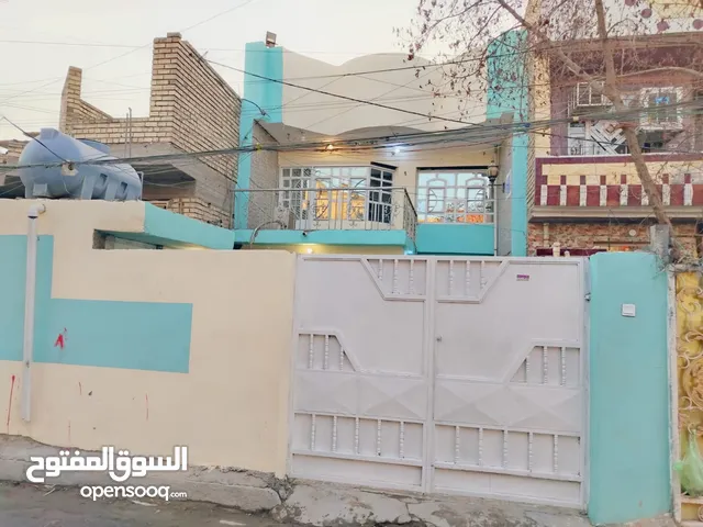 130 m2 4 Bedrooms Townhouse for Sale in Baghdad Elshoala