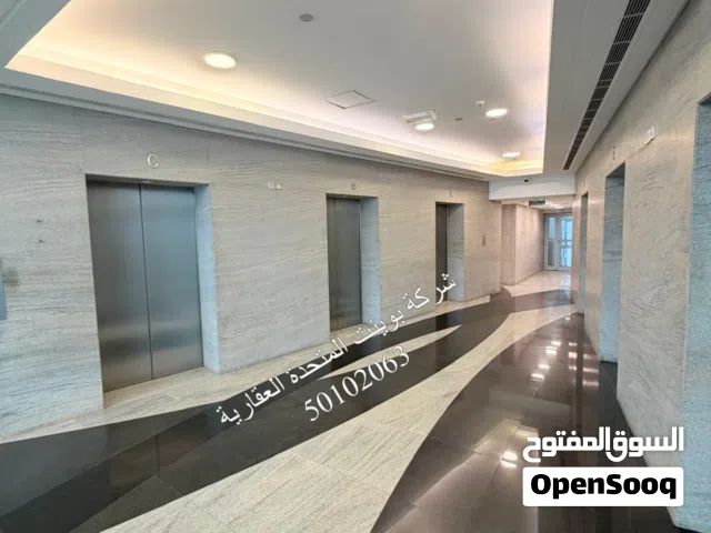 مكتب للإيجار في شرق 315 م2 – برج راقٍ مناسب للشركات الكبرى / Office for Rent in Sharq