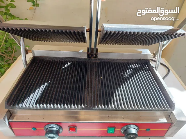 دبل جريل مكبس ساندويتشات شبه جديد بسعر مغري