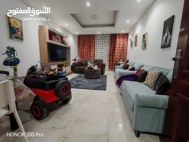 Room for Rent for Girls only with Arabic family Abu Dhabi Khalidiyah